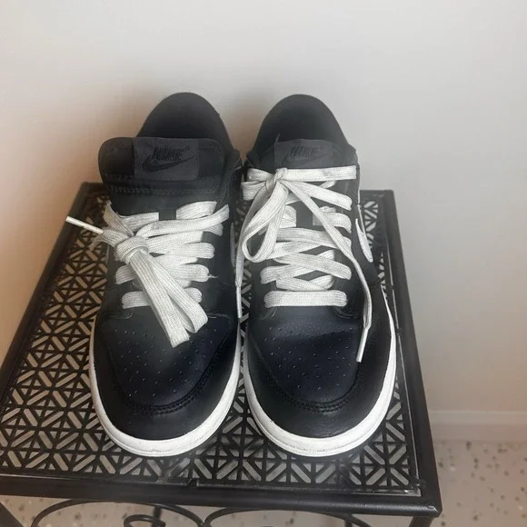 Nike‎ Dunk Low Black Panda Sneakers Boys Size 5.5Y Athletic Shoes DH9765-002 - Picture 2 of 8